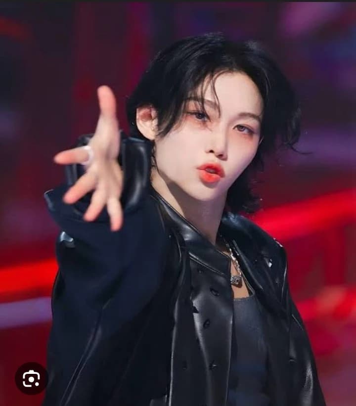 Felix, Billionaire CEO thumbnail