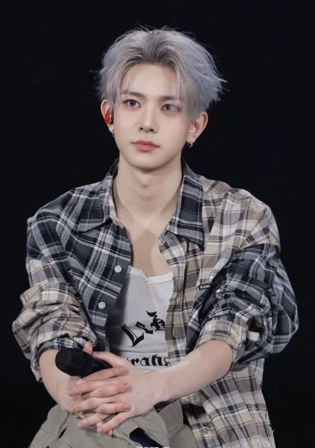 Heeseung thumbnail