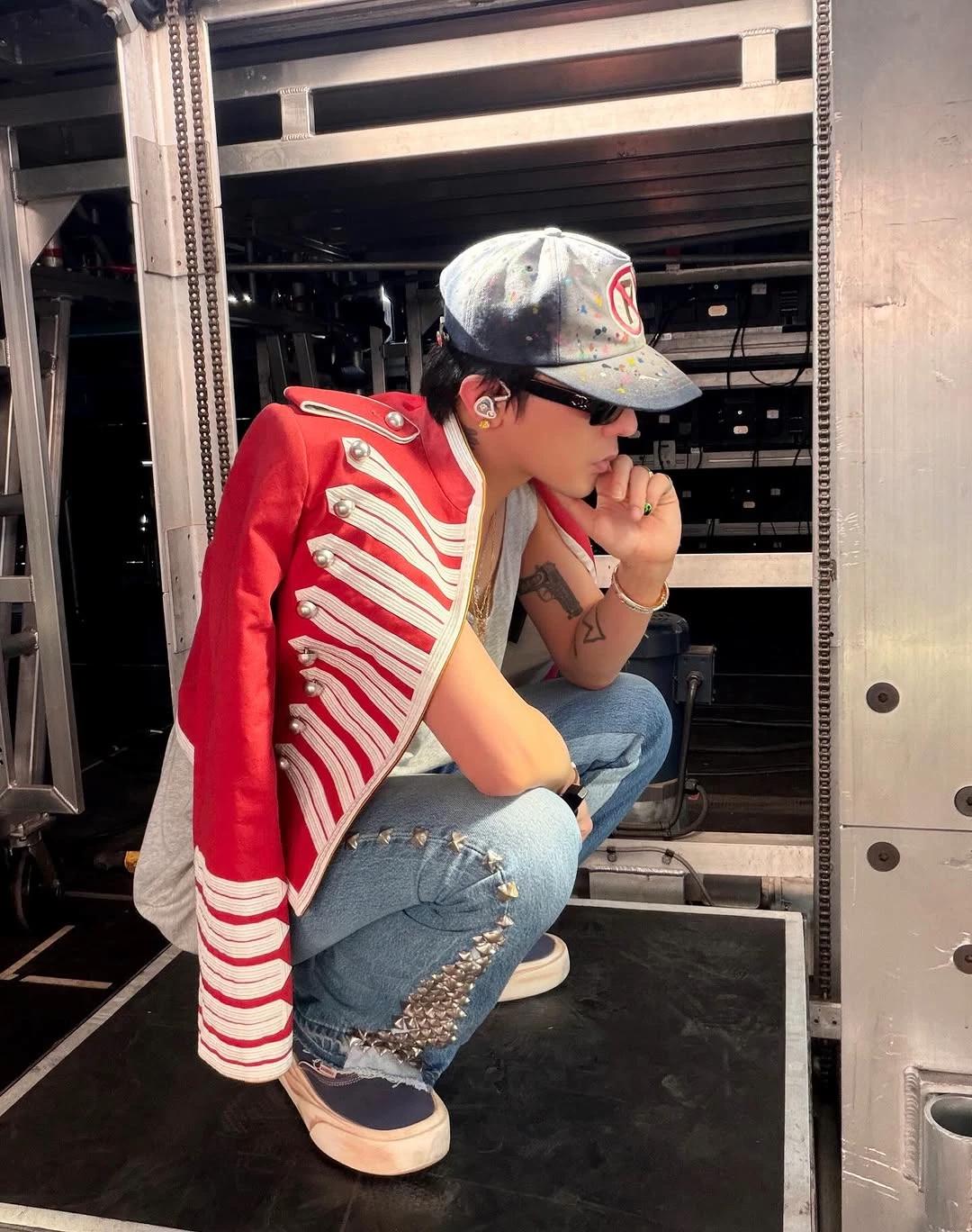 G-DRAGON thumbnail