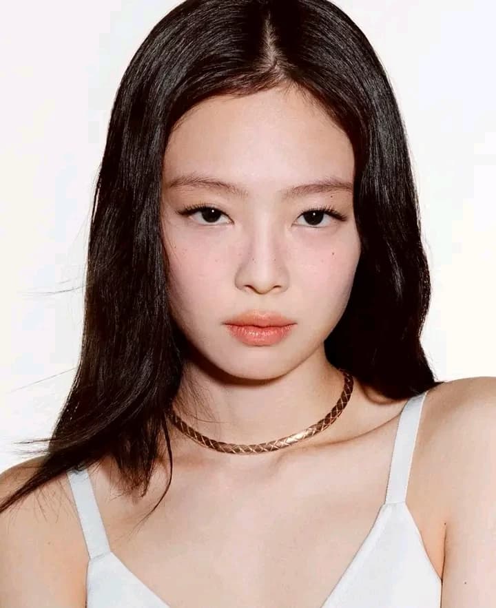 Jennie ☆ thumbnail