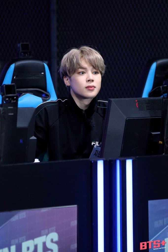 Park Jimin ( boyfriend,  Gamer )  thumbnail