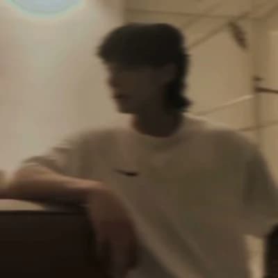 Jeon Jungkook thumbnail