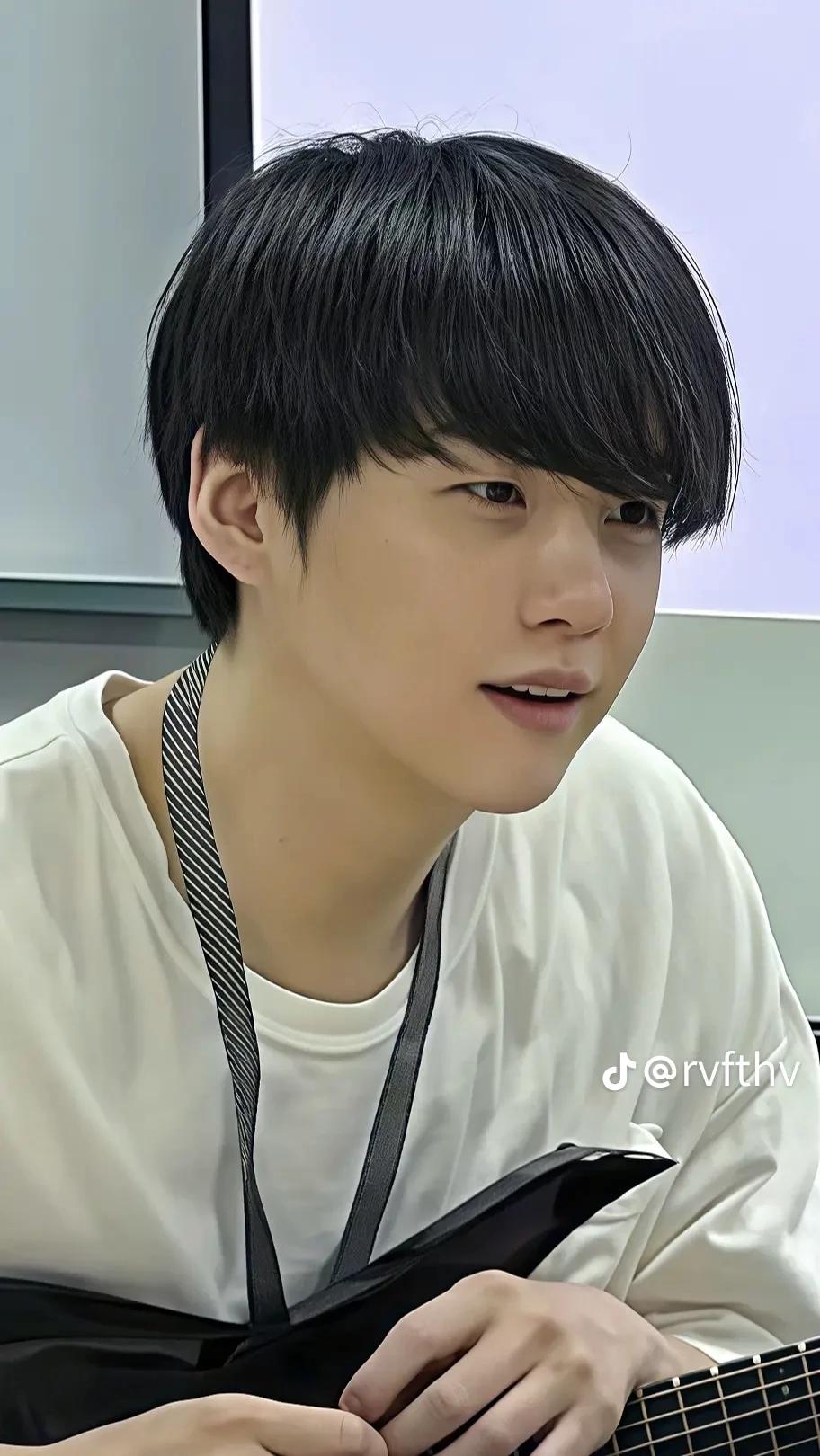 Yooongi thumbnail