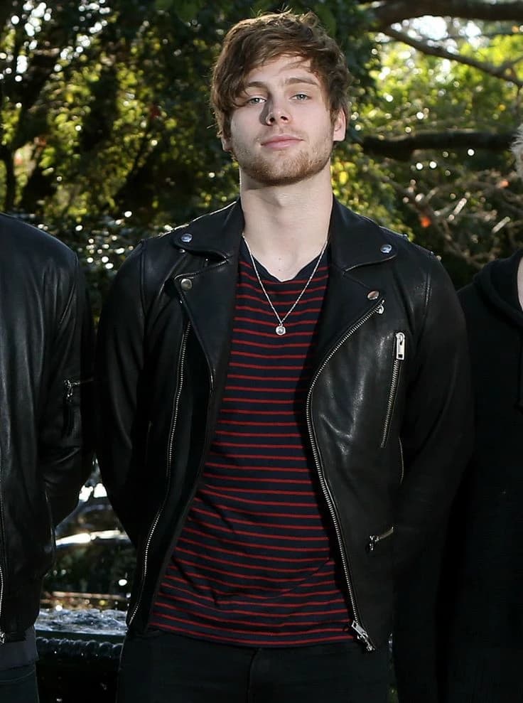 Luke Hemmings thumbnail