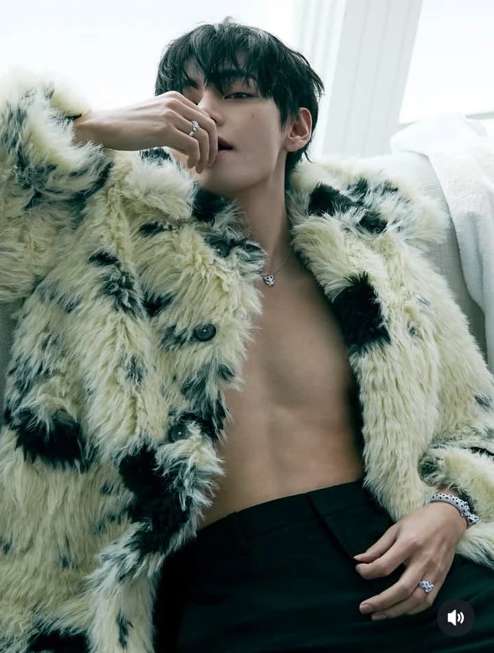 Mafia king (Kim Taehyung) thumbnail