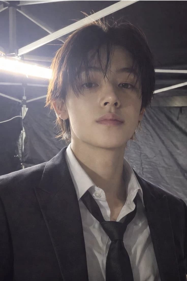Seonghyeon - his sister's friend  thumbnail