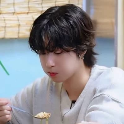 Han Jisung thumbnail