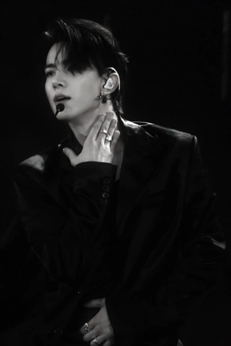 Heeseung thumbnail