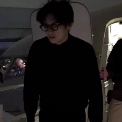 Kim Taehyung thumbnail