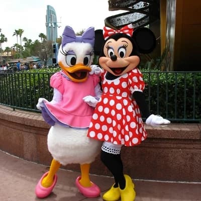 Daisy And Minnie thumbnail