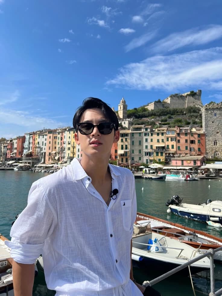 Kim mingyu thumbnail