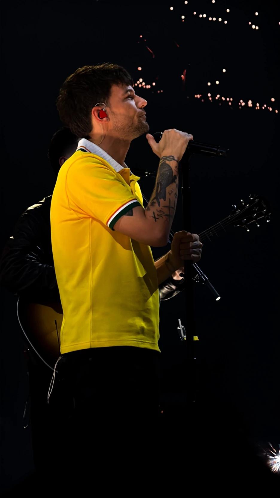 Louis Tomlinson  thumbnail