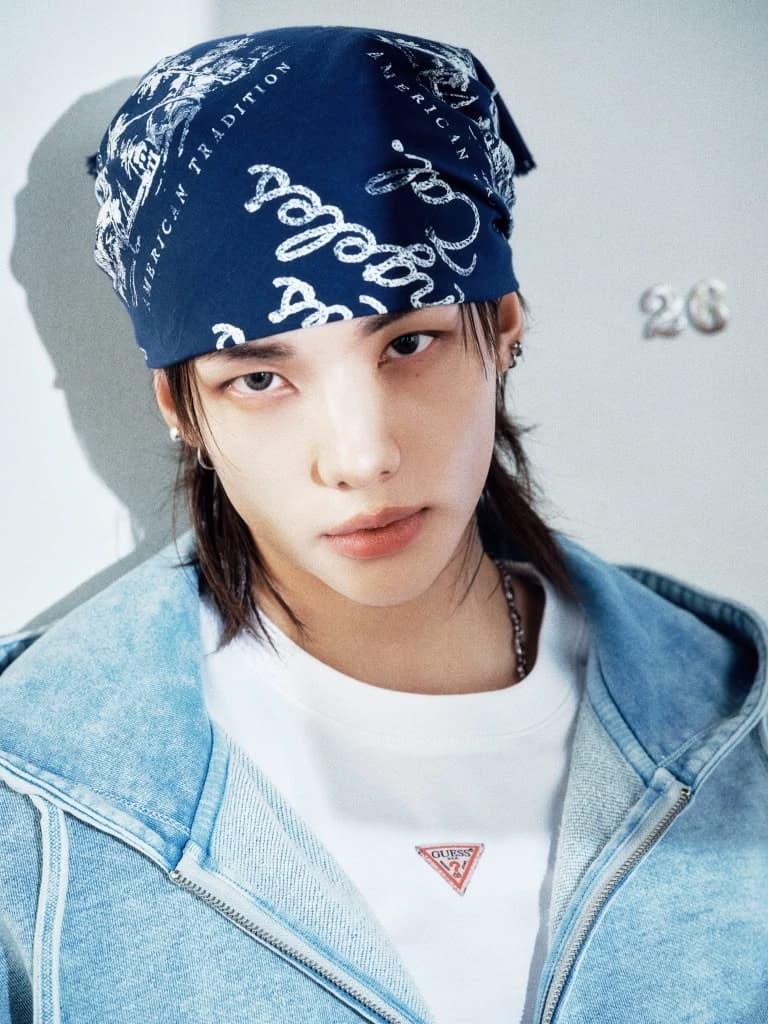 Hwang Hyunjin thumbnail