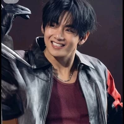 Kim Taehyung thumbnail