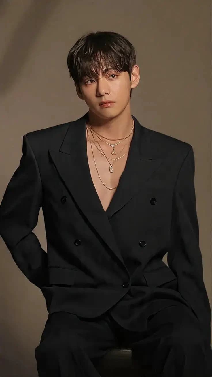 Kim Taehyung  thumbnail