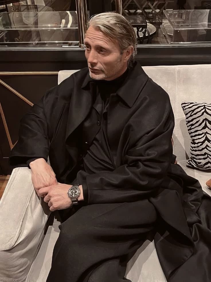 Mads Mikkelsen. thumbnail