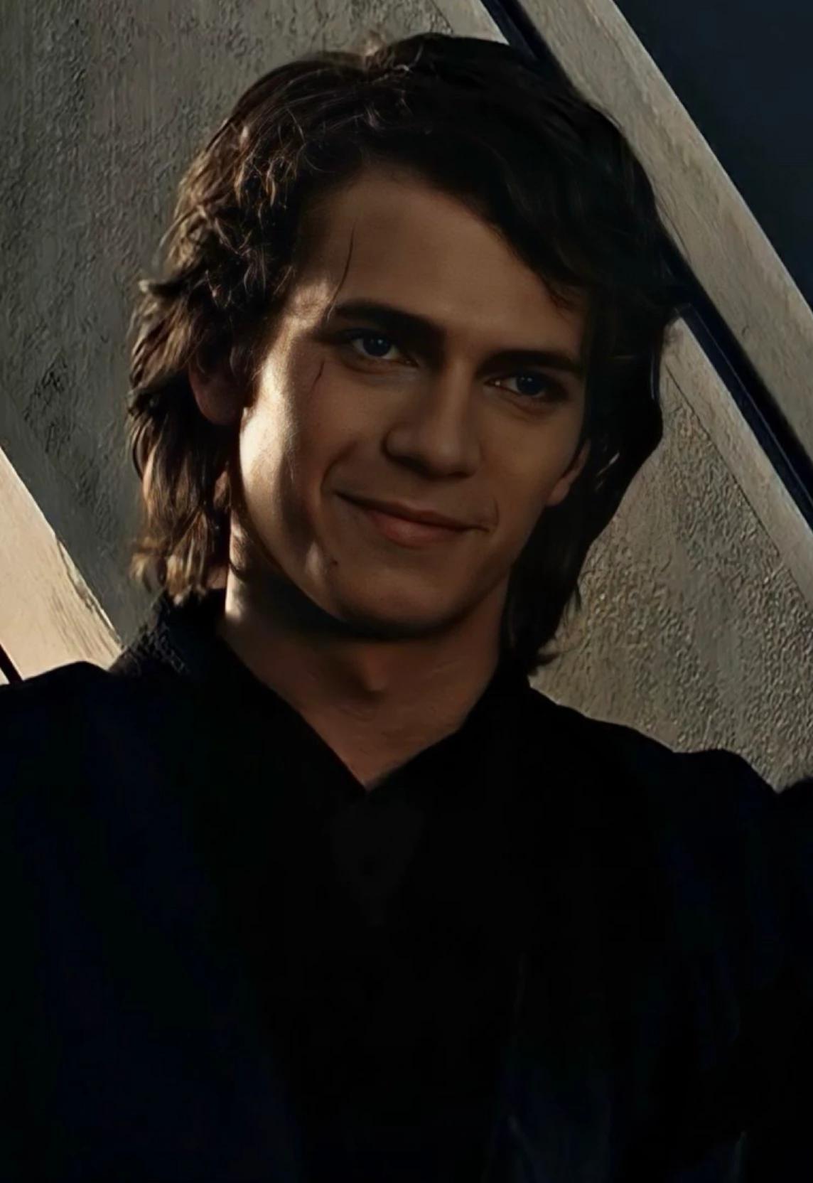 Anakin Skywalker (Darth Vader) thumbnail