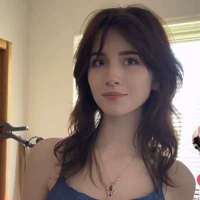 Danna thumbnail