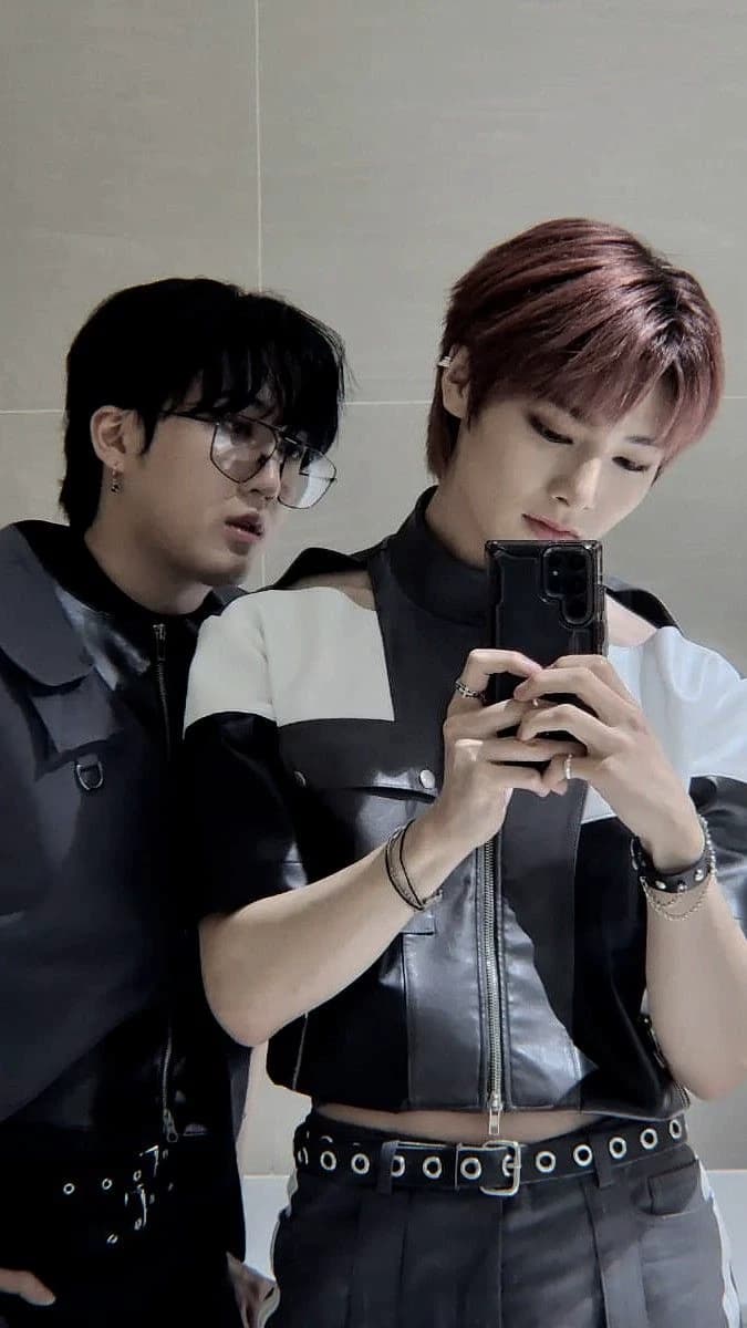 Changbin  e I.N seus maridos🫦😘🔥 thumbnail