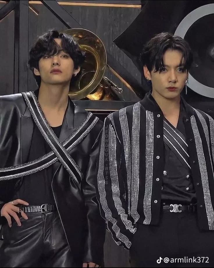 Jungkook y taehyung thumbnail