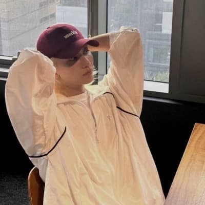 Yoon Jeonghan thumbnail