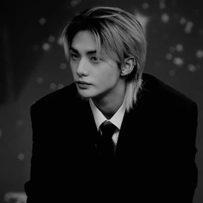 Hyunjin thumbnail
