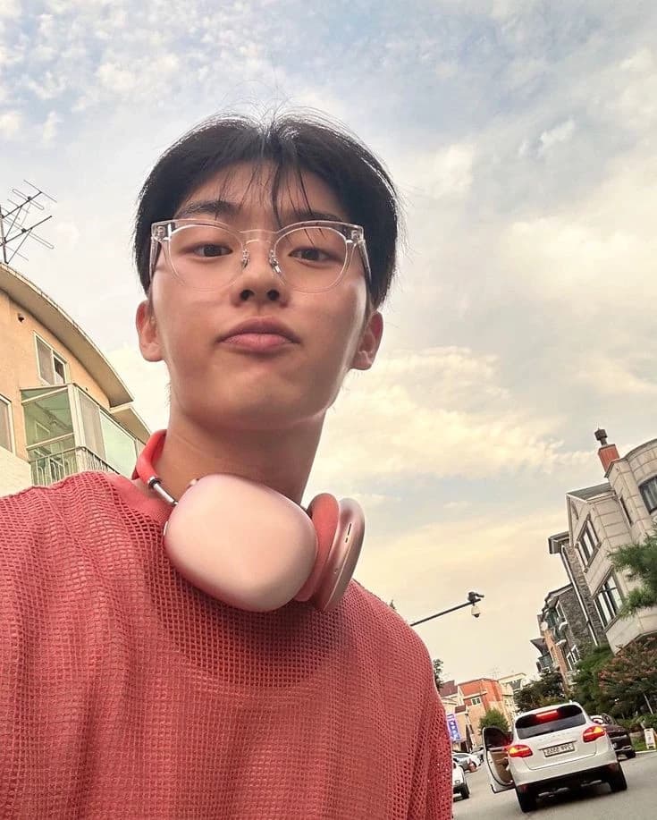 민정윤이 thumbnail