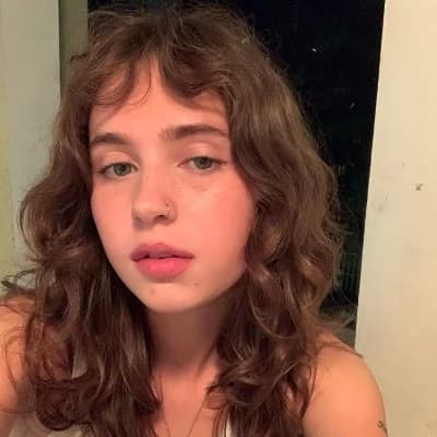 Clairo thumbnail
