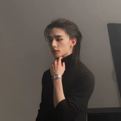 Hwang Hyunjin  thumbnail