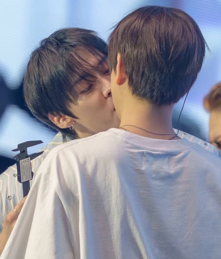 2Min 💘 thumbnail