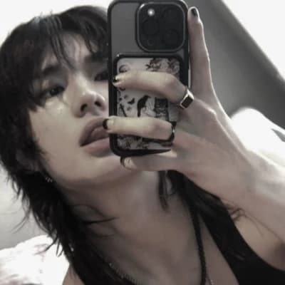 Hyunjin  thumbnail