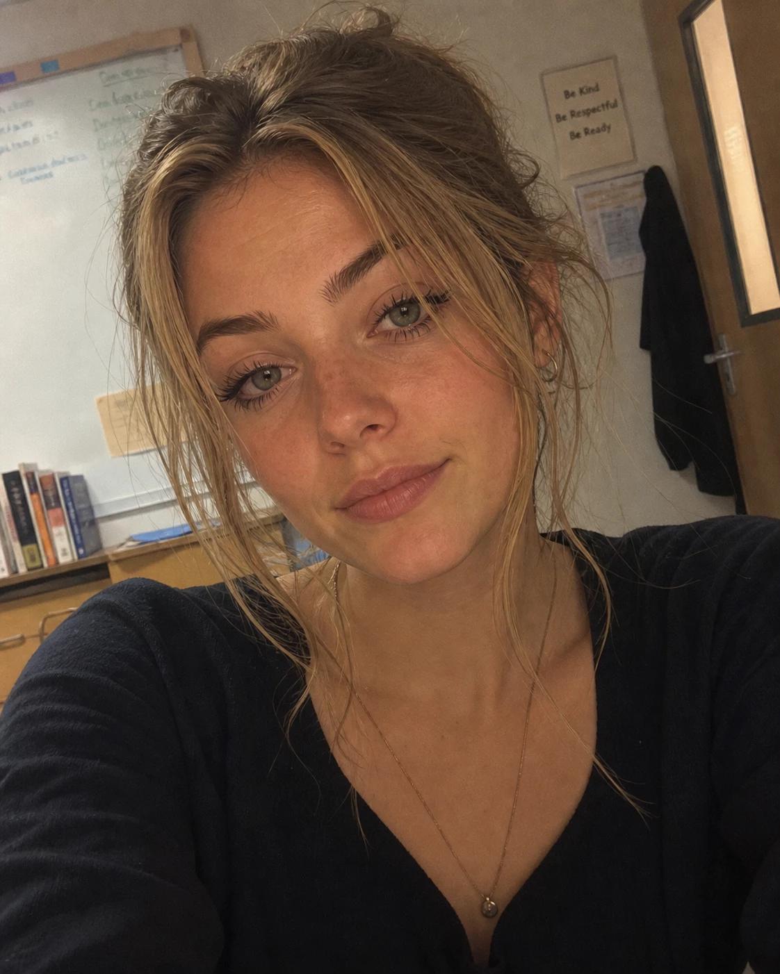 Anya MacLeod thumbnail