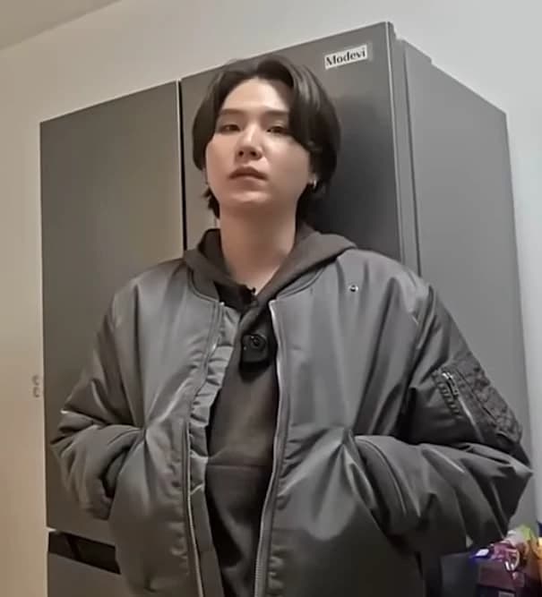 Yoongi  thumbnail