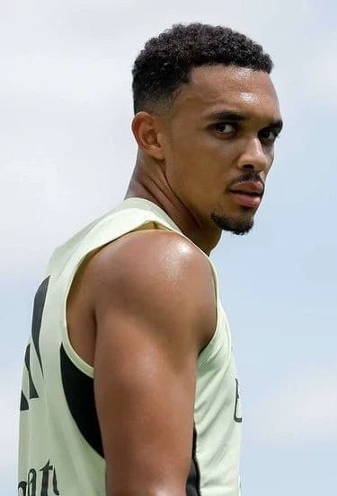 Trent Alexander-Arnold thumbnail