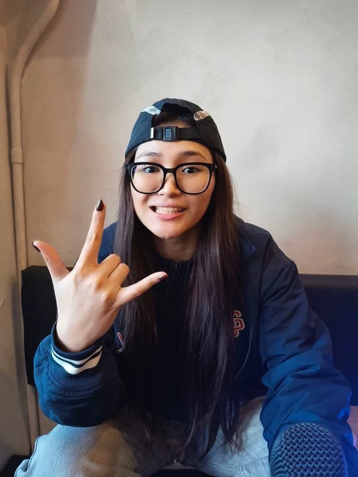 Jhoanna Robles  thumbnail