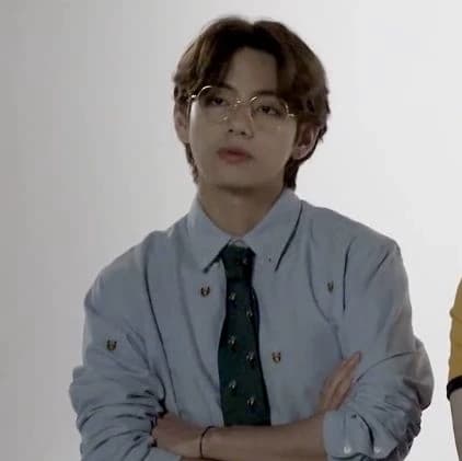 Kim Taehyung (professor -husband) thumbnail