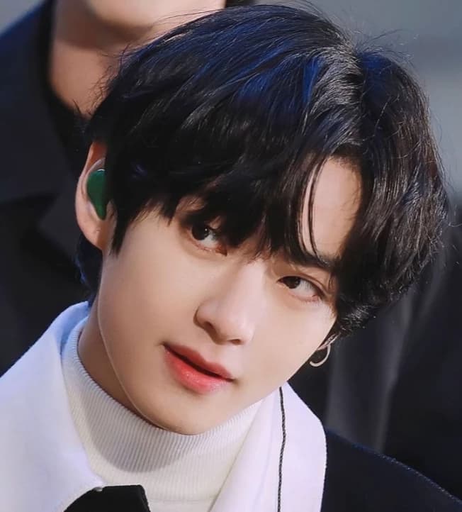 Taehyung  thumbnail