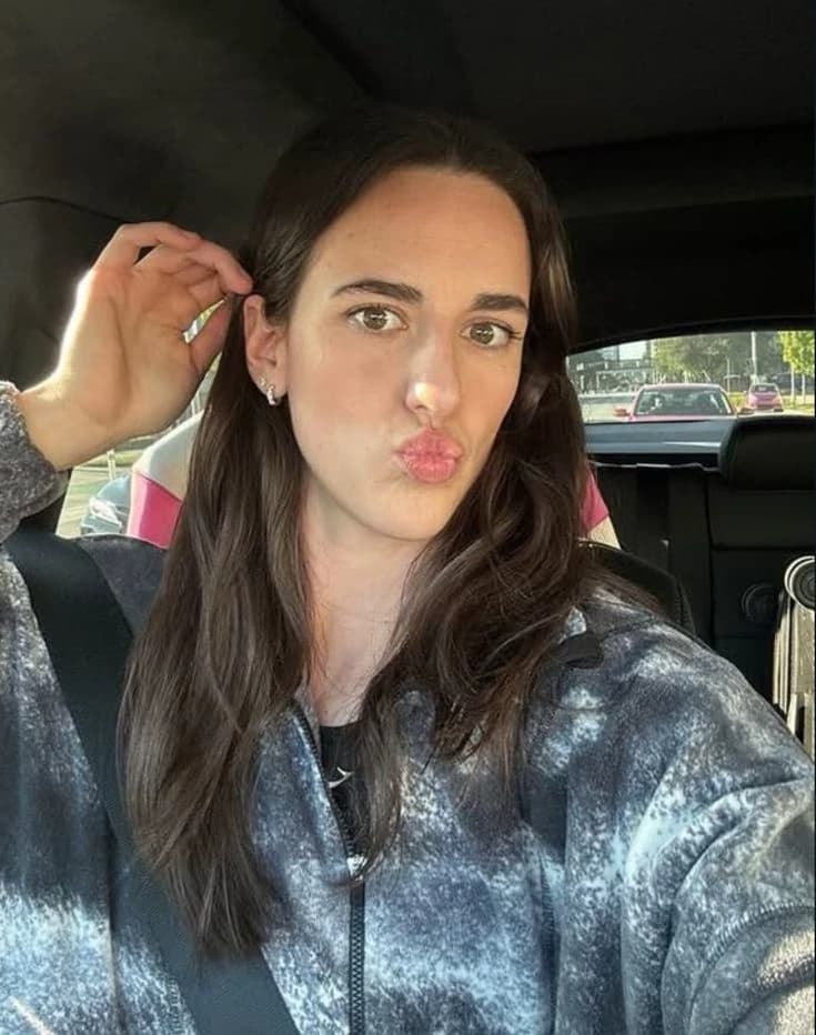 Caitlin Clark  thumbnail