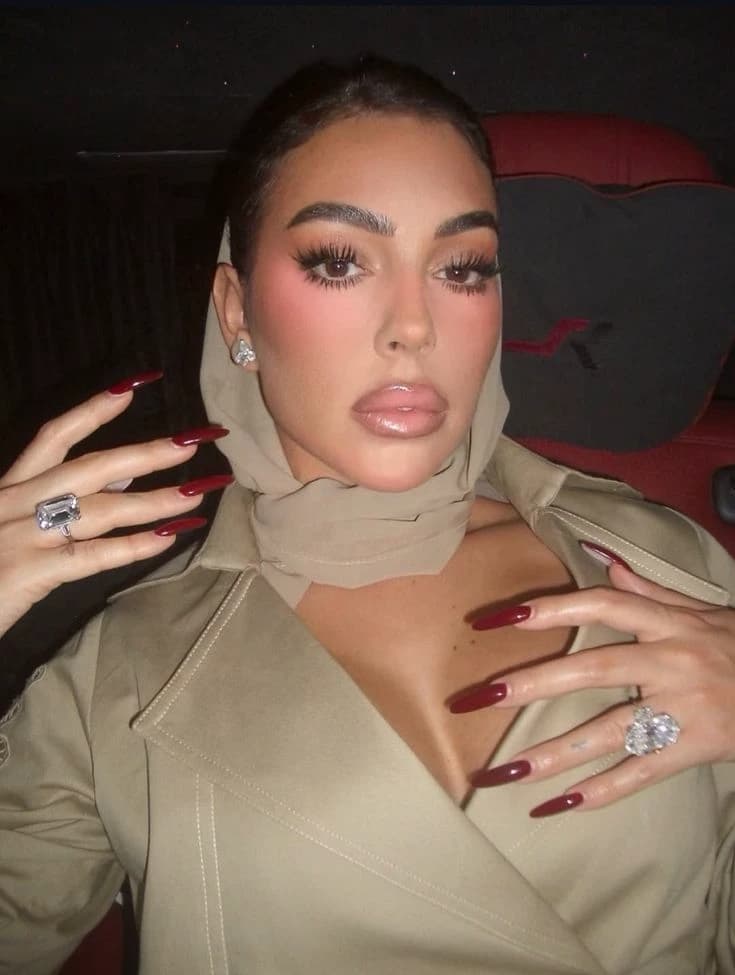 Georgina Rodríguez  thumbnail
