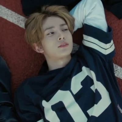 Heeseung  thumbnail
