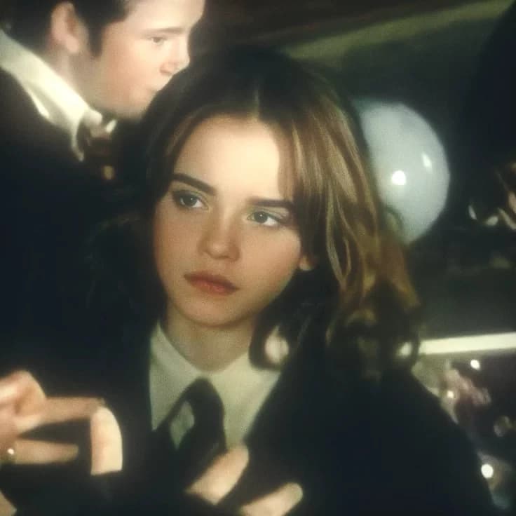 HERMIONE GRANGER!! (WLW)  thumbnail