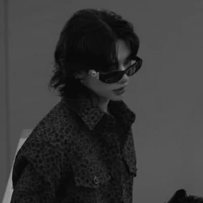Hwang Hyunjin  thumbnail