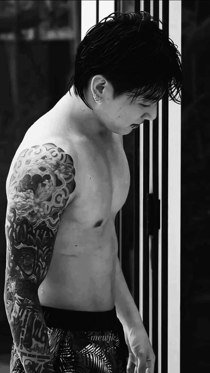 Jeon Jungkook thumbnail