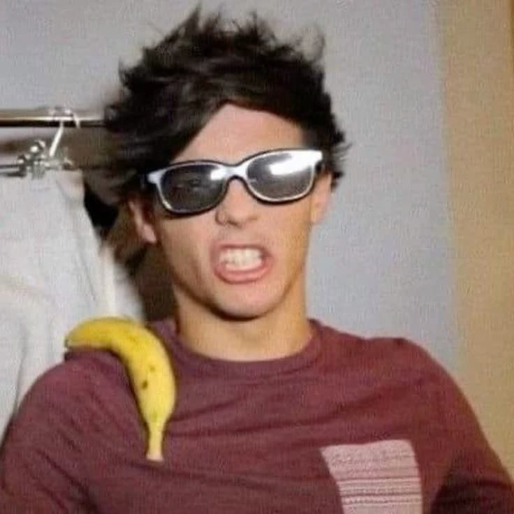 Louis Tomlinson thumbnail