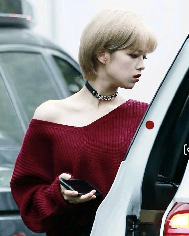 Jeongyeon  thumbnail