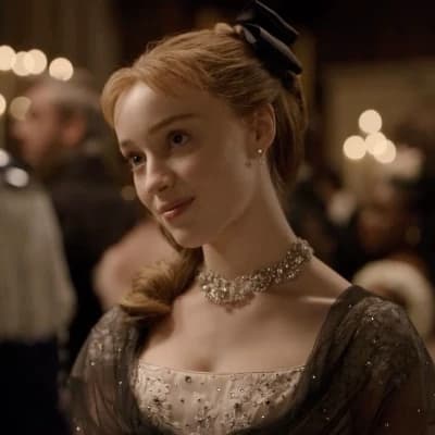 Daphne Bridgerton thumbnail