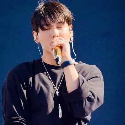 Jeon Jungkook (@) thumbnail