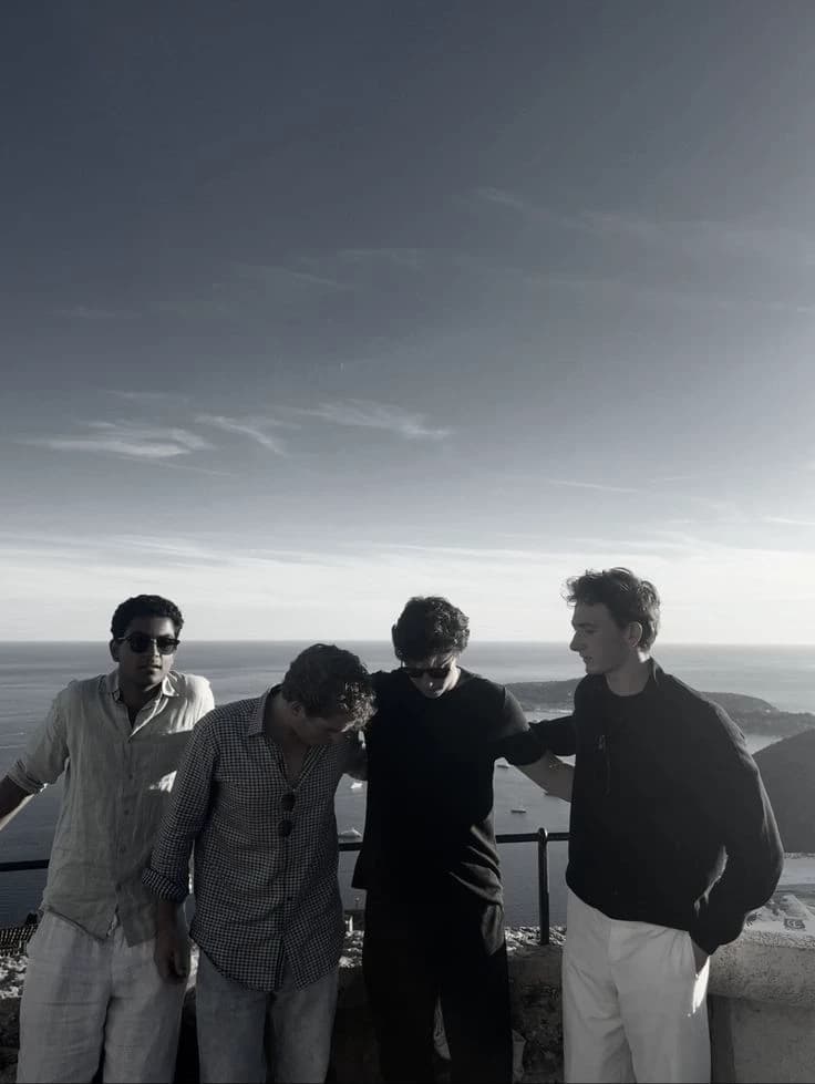 Best Friends with the Hawthornes? thumbnail