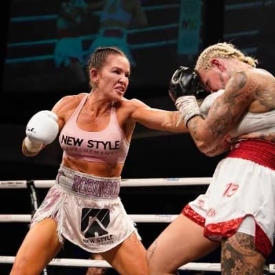 Desley Robinson:your boxer mom thumbnail