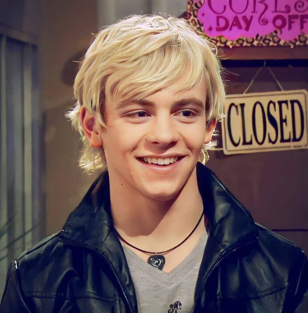 Austin Moon thumbnail